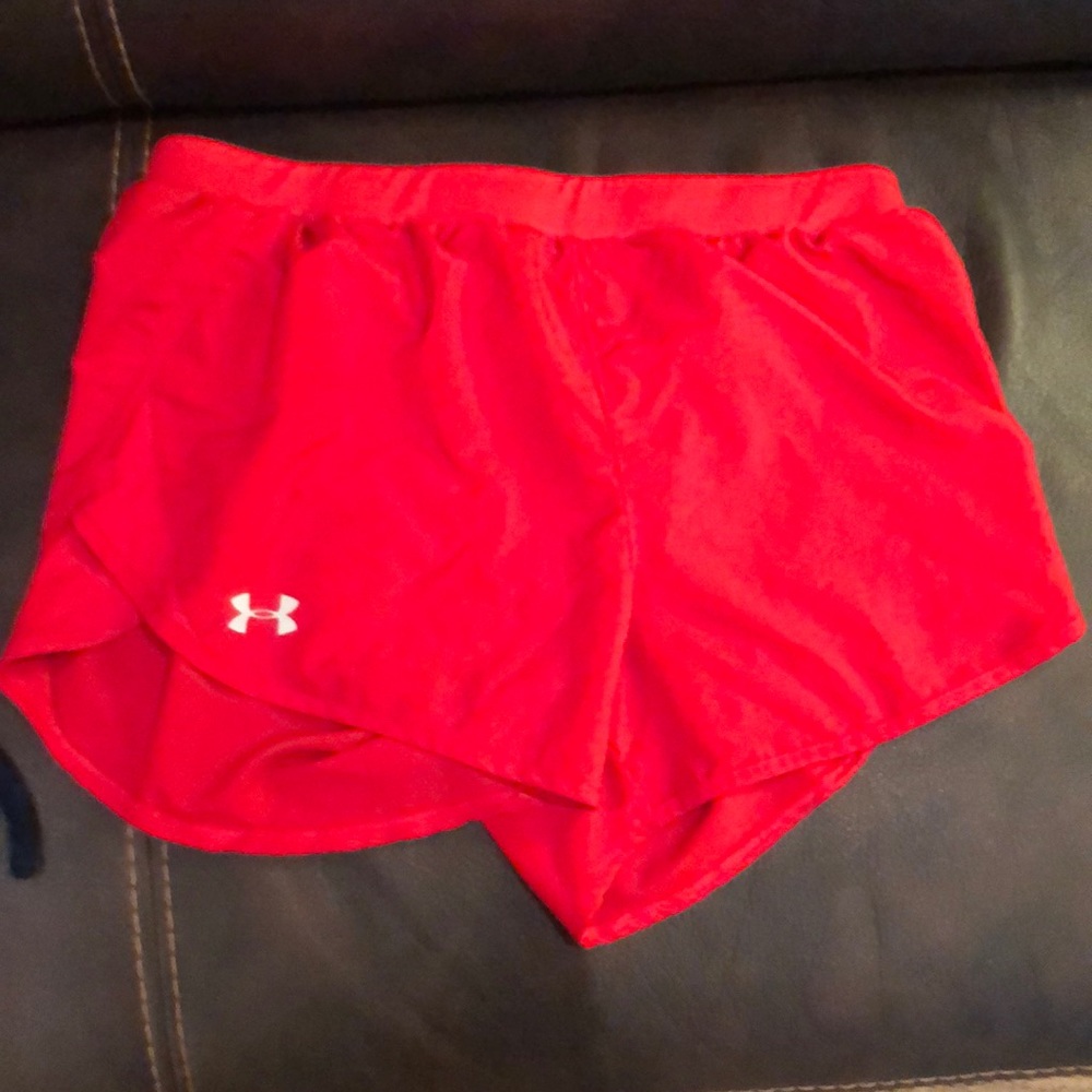 Red underarmor shorts